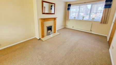 3 bedroom Semi-detached house for sale in Durham Avenue, Sleaford, NG34