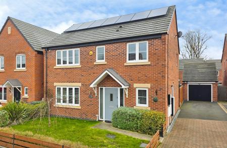 4 bedroom Detached house to let in Glengarry Way, Greylees, Sleaford, NG34