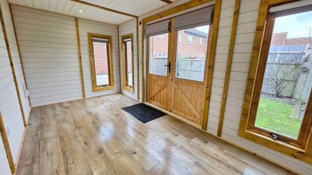 4 bedroom Detached house to let in Glengarry Way, Greylees, Sleaford, NG34
