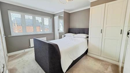 4 bedroom Detached house to let in Glengarry Way, Greylees, Sleaford, NG34
