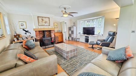 3 bedroom Detached bungalow for sale in The Pelican, Aunsby, NG34