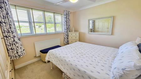 3 bedroom Detached bungalow for sale in The Pelican, Aunsby, NG34
