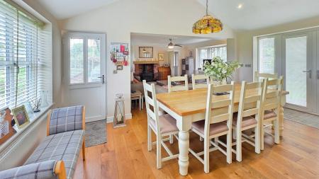 3 bedroom Detached bungalow for sale in The Pelican, Aunsby, NG34