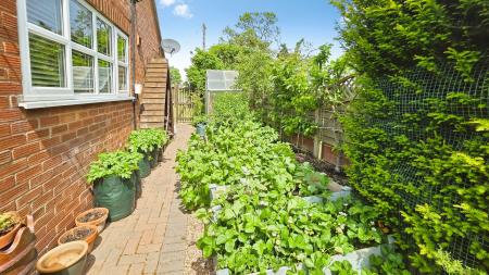 3 bedroom Detached bungalow for sale in The Pelican, Aunsby, NG34