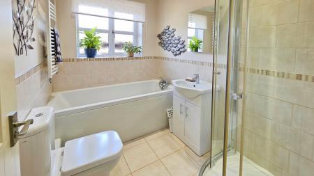 3 bedroom Detached bungalow for sale in The Pelican, Aunsby, NG34