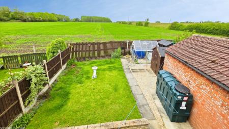 3 bedroom Semi-detached house for sale in Bayfield Road, Timberland, LN4