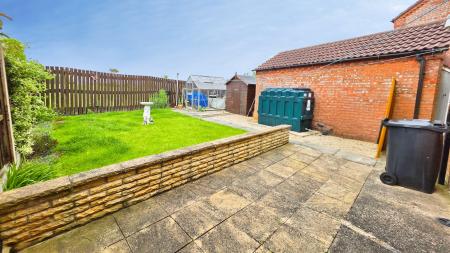 3 bedroom Semi-detached house for sale in Bayfield Road, Timberland, LN4