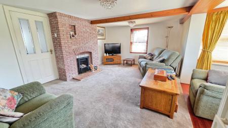 3 bedroom Detached house for sale in Chapel Lane, Helpringham, NG34