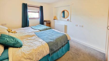 3 bedroom Detached house for sale in Chapel Lane, Helpringham, NG34