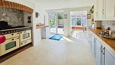 3 bedroom Detached house for sale in Chapel Lane, Helpringham, NG34
