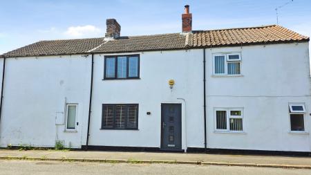 2 bedroom Terraced House for sale in Bridge Street, Billinghay, LN4
