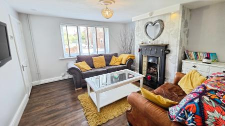 2 bedroom Terraced House for sale in Bridge Street, Billinghay, LN4
