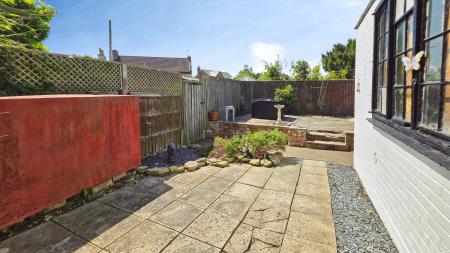 2 bedroom Terraced House for sale in Bridge Street, Billinghay, LN4