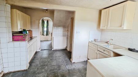 2 bedroom End of terrace house for sale in High Street, Walcott - Lincolnshire, LN4