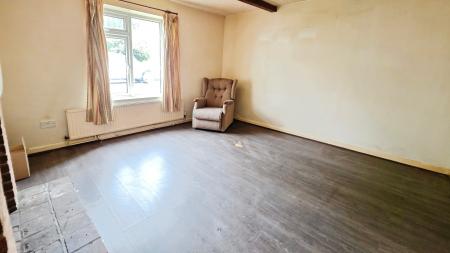 2 bedroom End of terrace house for sale in High Street, Walcott - Lincolnshire, LN4