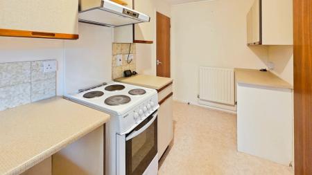2 bedroom Flat for sale in Bishops Court, Sleaford, NG34