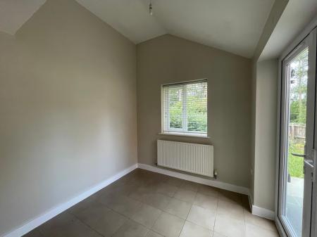 3 bedroom Semi-detached house to let in Glengarry Way, Greylees, Sleaford, NG34