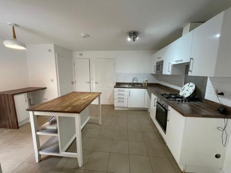 3 bedroom Semi-detached house to let in Glengarry Way, Greylees, Sleaford, NG34