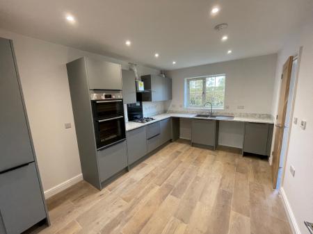 2 bedroom Semi-detached house to let in Coteland Road, Ruskington, NG34