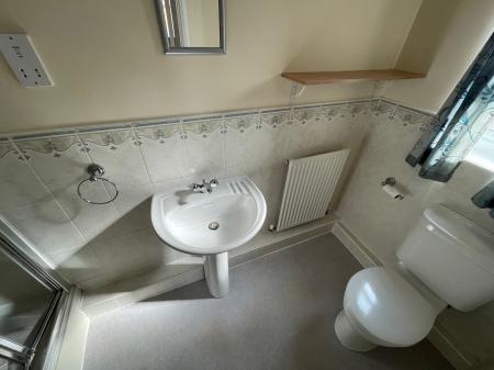 3 bedroom Semi-detached house to let in Juniper Way, Sleaford, NG34