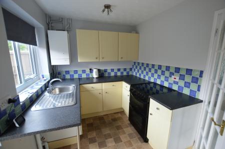 2 bedroom Flat to let in Sandhurst Crescent, Sleaford, NG34