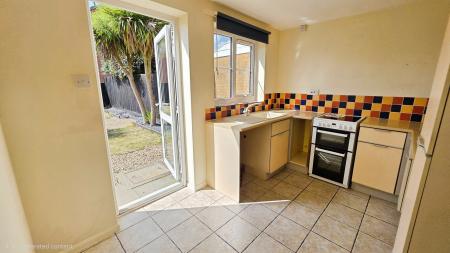 2 bedroom Semi-detached house for sale in Ingledew Close, Sleaford, NG34
