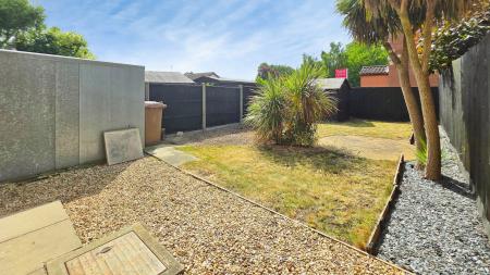2 bedroom Semi-detached house for sale in Ingledew Close, Sleaford, NG34