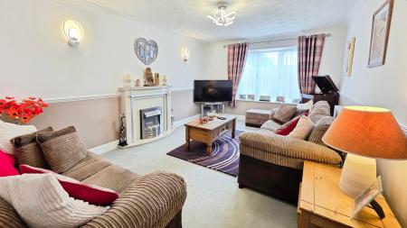 2 bedroom Detached bungalow for sale in Victoria Street, Billinghay, LN4