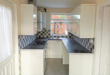 3 bedroom Semi-detached house to let in Chapel Lane, Leasingham, NG34
