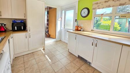 3 bedroom Semi-detached house for sale in High Street, Billinghay, LN4