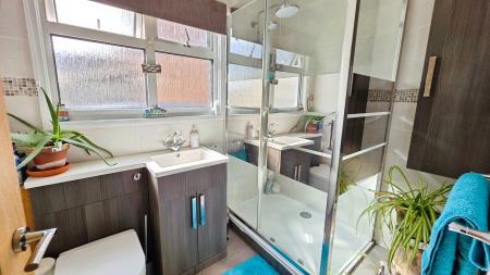 3 bedroom Semi-detached house for sale in High Street, Billinghay, LN4