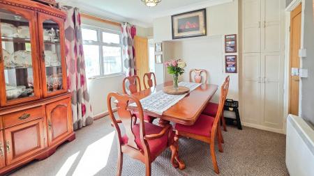 3 bedroom Semi-detached house for sale in High Street, Billinghay, LN4