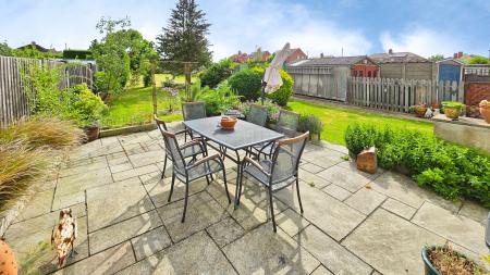 3 bedroom Semi-detached house for sale in High Street, Billinghay, LN4