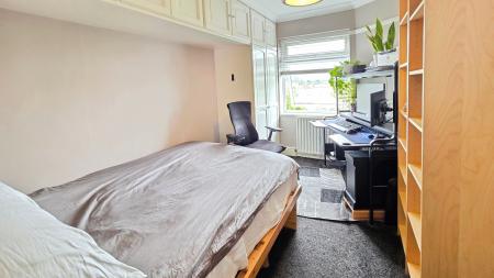 4 bedroom Detached house for sale in North Parade, Sleaford, NG34