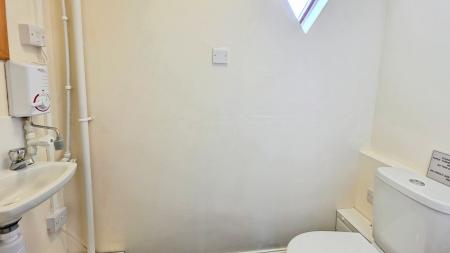 4 bedroom Detached house for sale in North Parade, Sleaford, NG34