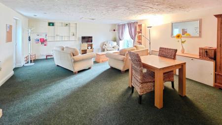 4 bedroom Detached house for sale in North Parade, Sleaford, NG34