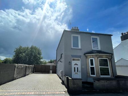 West Banks, Sleaford, NG34
