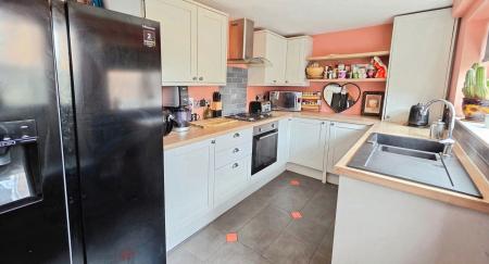 2 bedroom End of terrace house for sale in Castle Terrace, Sleaford, NG34