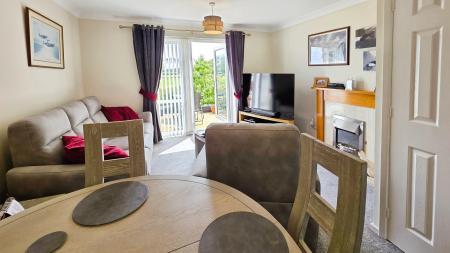 2 bedroom Semi-detached house for sale in Pinfold Close, Osbournby, NG34