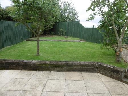 3 bedroom Semi-detached house to let in Churchfields, Folkingham, NG34