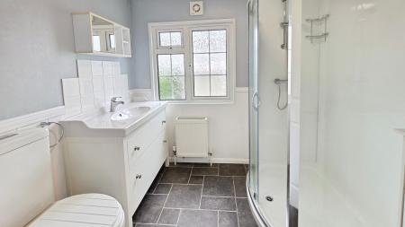 2 bedroom Park home for sale in Lindum Park, Ruskington, NG34