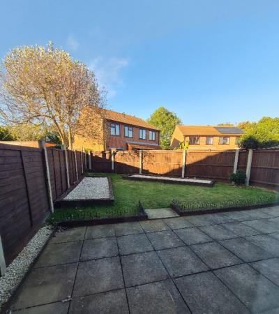 2 bedroom Semi-detached house to let in Ancaster Drive, Sleaford, NG34