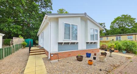 2 bedroom Park home for sale in Westgate Park, Sleaford, NG34