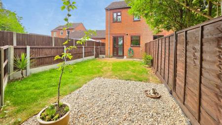 2 bedroom Semi-detached house to let in Woodside Court, Sleaford, NG34