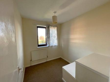 3 bedroom Semi-detached house to let in Ambleside Close, Sleaford, NG34