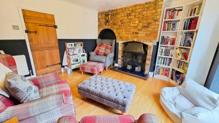 3 bedroom Semi-detached house for sale in Donington Road, Horbling, NG34