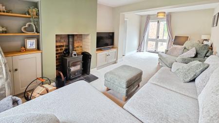 3 bedroom Semi-detached house for sale in Donington Road, Horbling, NG34