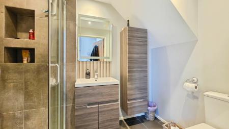 3 bedroom Semi-detached house for sale in Durham Avenue, Sleaford, NG34