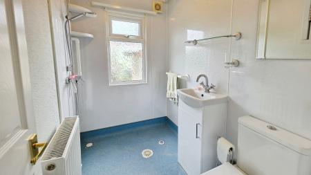 1 bedroom Park home for sale in Braemar Residential Park, Kirkby Green, LN4