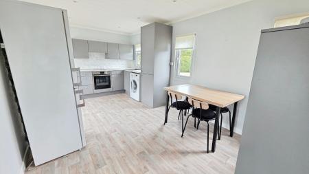 1 bedroom Park home for sale in Braemar Residential Park, Kirkby Green, LN4